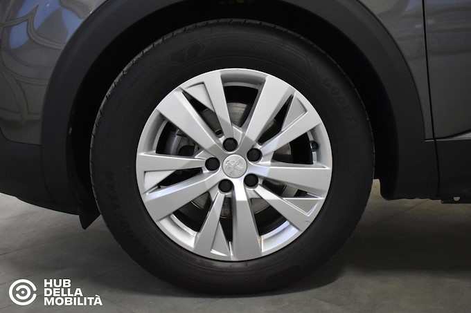 PEUGEOT 5008 BlueHDi 130 S&S EAT8 Business